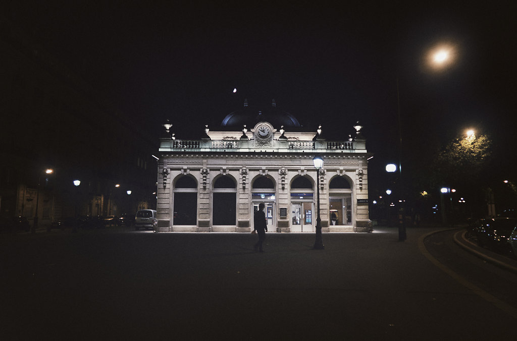 La gare porte Dauphine